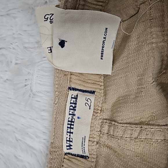 Free People We The Free The London Calling Low Rise Tapered Leg Tapioca - Picture 9 of 16